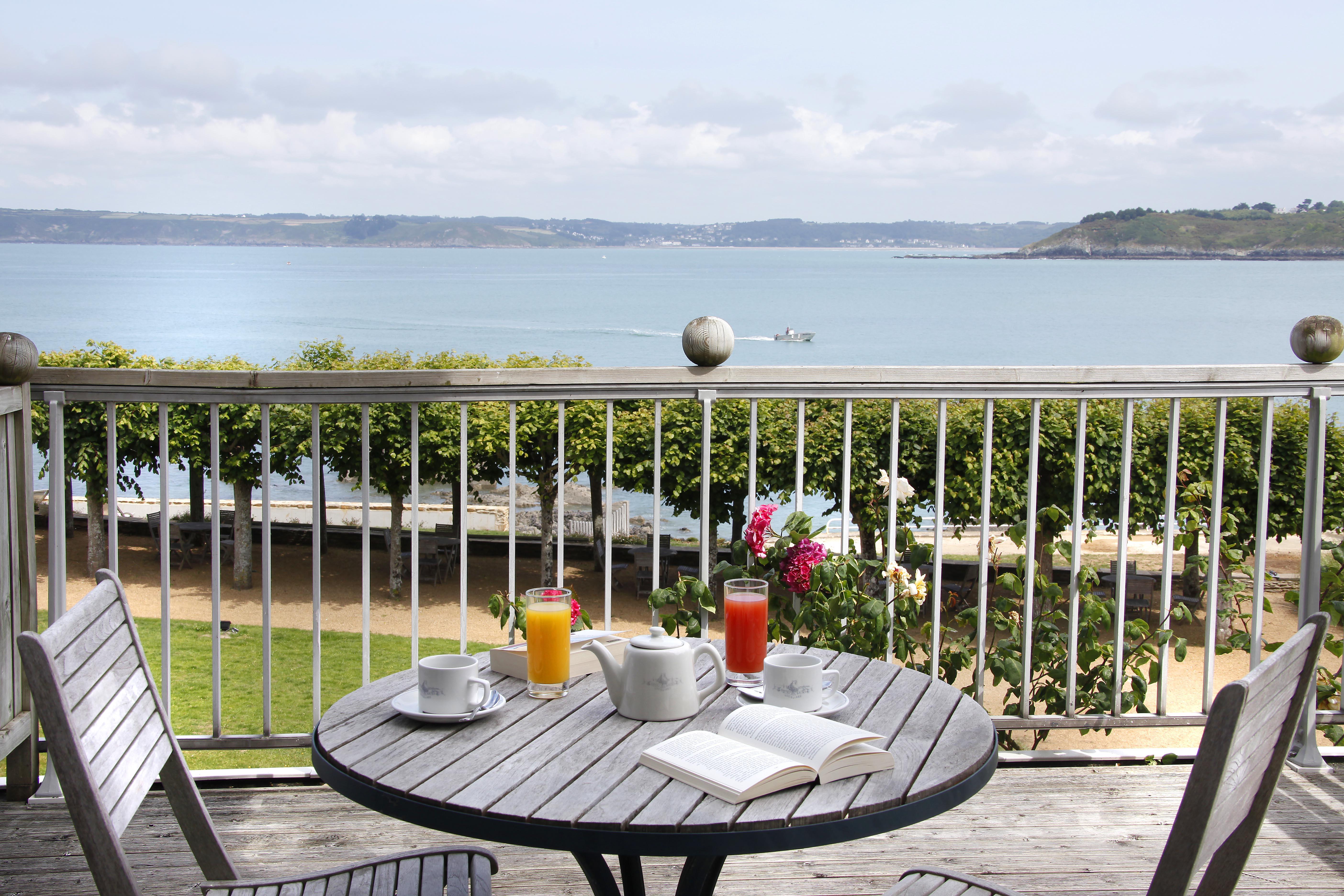Le Grand Hotel Des Bains & Spa - Bretagne Локирек Екстериор снимка