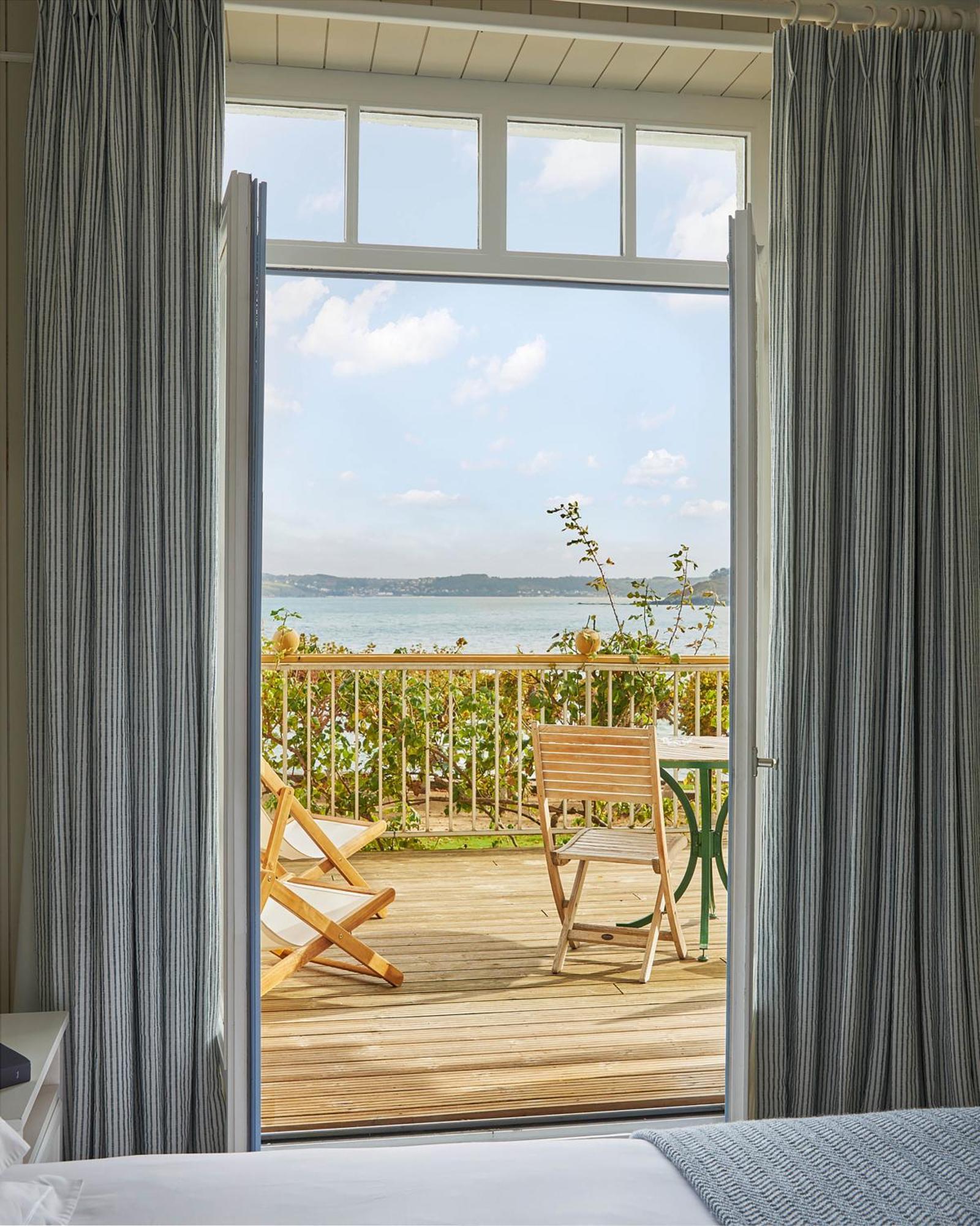 Le Grand Hotel Des Bains & Spa - Bretagne Локирек Екстериор снимка